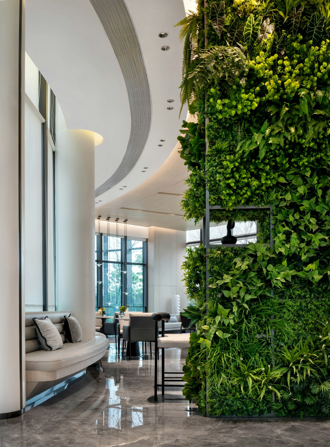 modern-interior-with-a-large-vertical-green-wall-bkaxpgqjrry